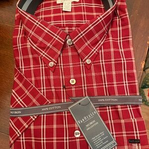 Van Heusen Men's Red and Burgundy Shirt